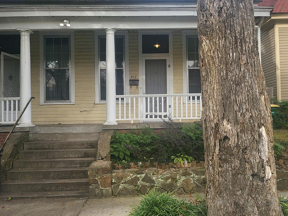 1st image of 912 Rock St