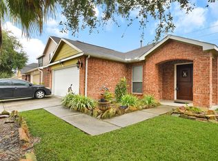 9402 Delicado Dr, Humble, TX 77396