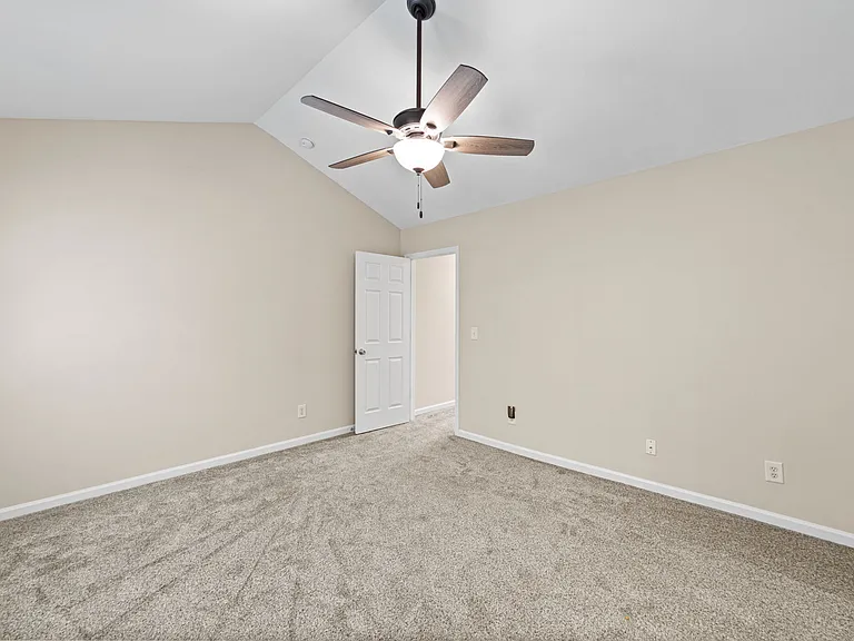235 Blue Robin Way — Photo 27
