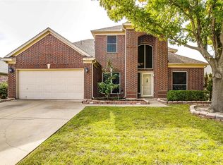5520 Greenwich Dr, Arlington, TX 76018