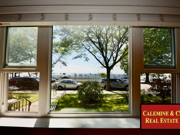 1087 Shore Parkway image 12 of 13