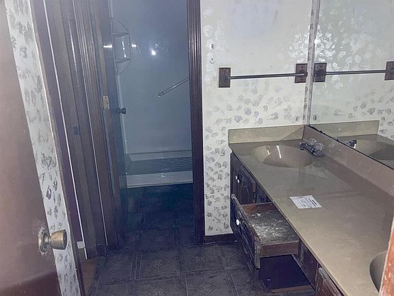 4th image of 3261 Majestic Prince Dr