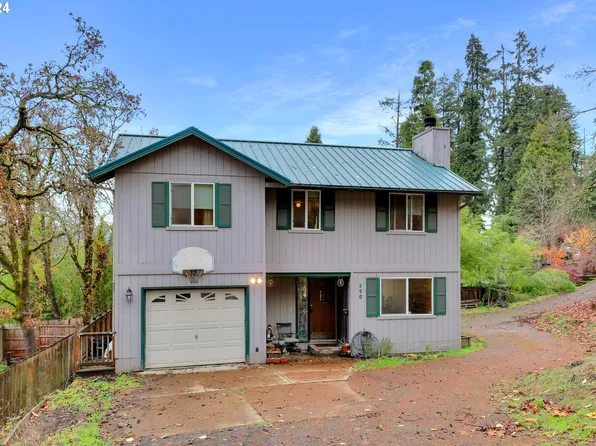 590 S 71st St, Springfield, OR 97478