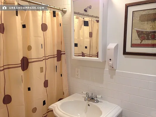 Rented by Compass | media 33