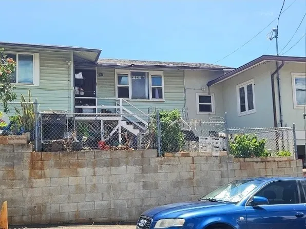 1017 Maluna St, Honolulu, HI 96818