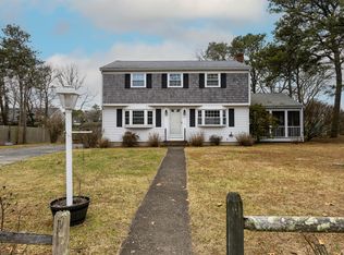 17 Neil Rd, Dennis Port, MA 02639