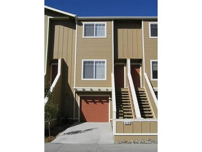 4585 Kathleen Denise Ln photo 1