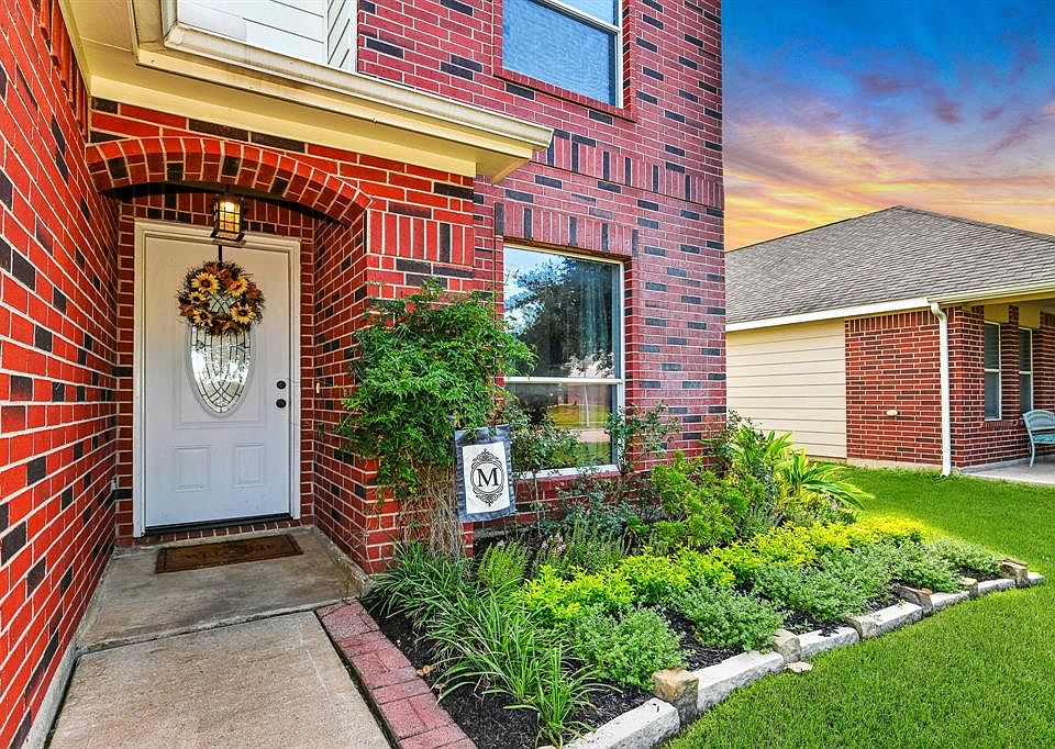 1st image of 17947 Branch Creek Dr