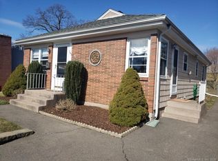 161 Wells St, Manchester, CT 06040