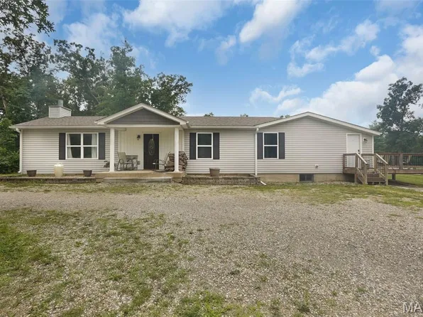1605 Rock Springs Rd, Wright City, MO 63390