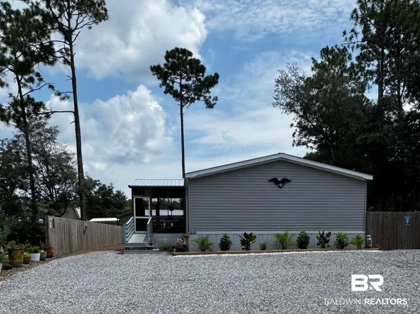 1649 Del Rey Dr, Lillian, AL 36549