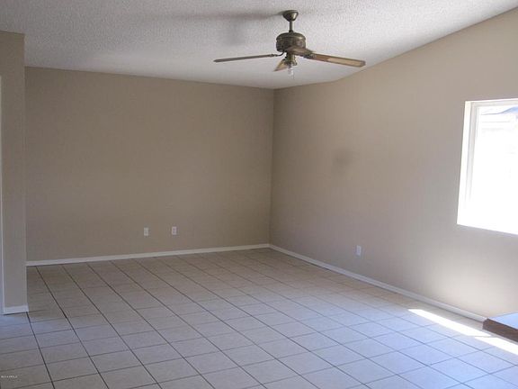 3rd image of 8937 W Mulberry Dr