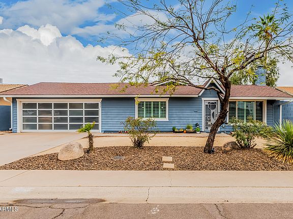 3rd image of 8336 E Montecito Avenue
