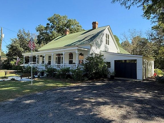 3rd image of 21618 Lowcountry Hwy