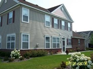 11357 Aberdeen Cir NE UNIT F, Blaine, MN 55449