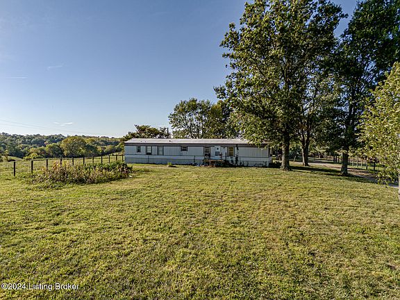4th image of 4745 Tyrone Pike