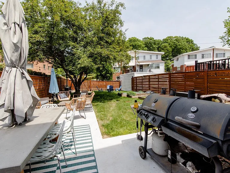 1316 Galloway St NE — Photo 17