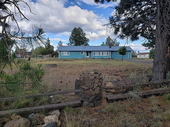 2nd image of 61726 Somerset Dr