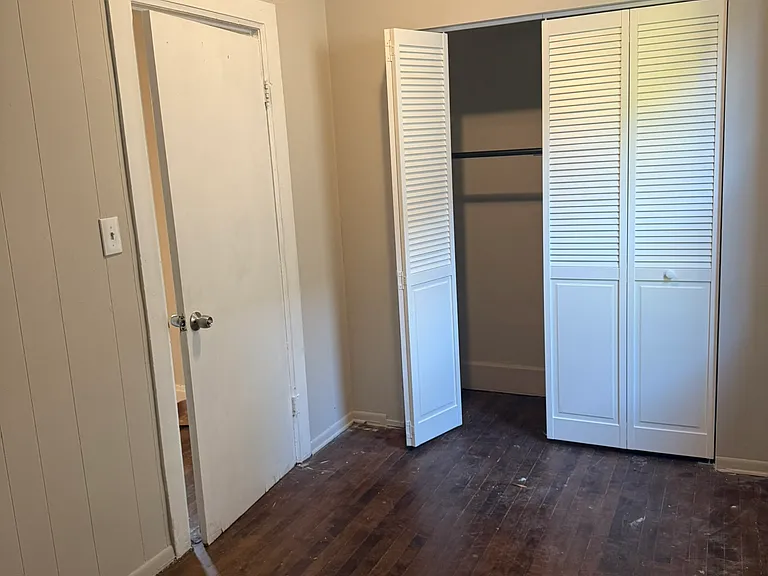 3218 S 49th Ave #1 — Photo 12