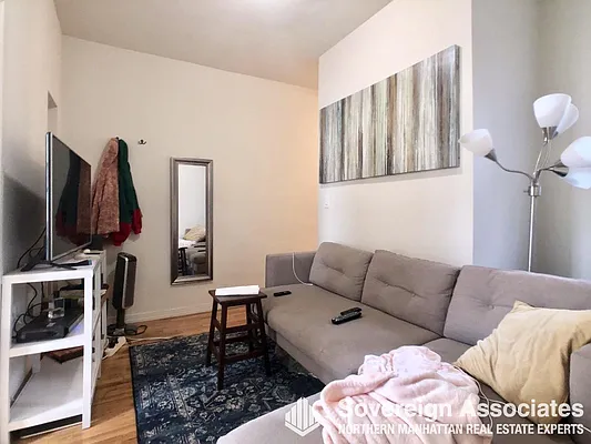 Rented by Sovereign Associates | media 14