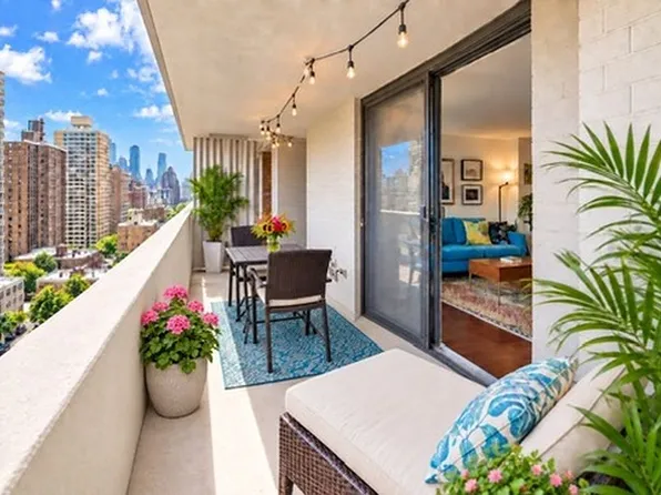 100 W 94th St APT 17-D, New York, NY 10025