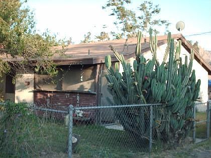 2nd image of 15827 Rose Ave