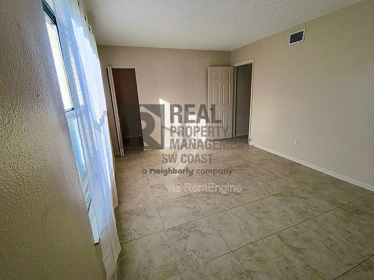 12471 McGregor Blvd #10-1 — Photo 13
