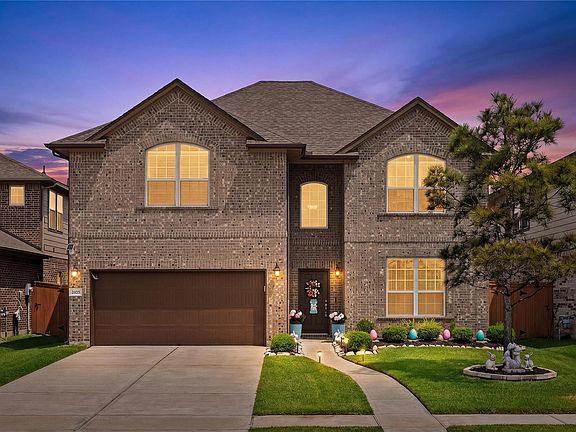 2nd image of 2413 Olancha Dr