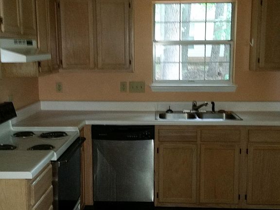 Stove and dishwasher