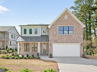 3275 Hilltop Cir, Marietta, GA