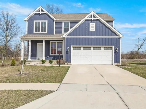 216 Old Bay Dr, Pataskala, OH 43062