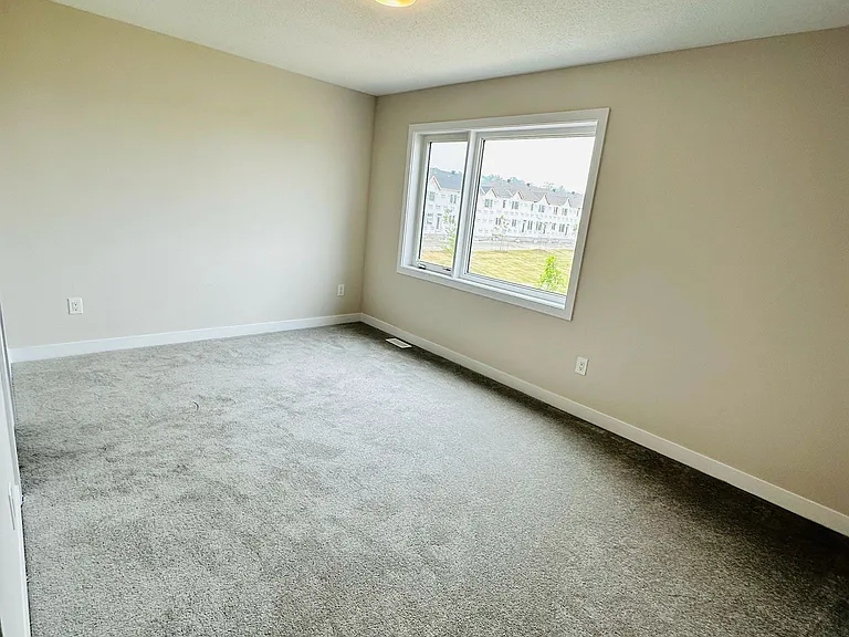 322 Canadensis Ln — Photo 11