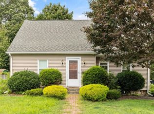 6 Arnold Rd, Worcester, MA 01607