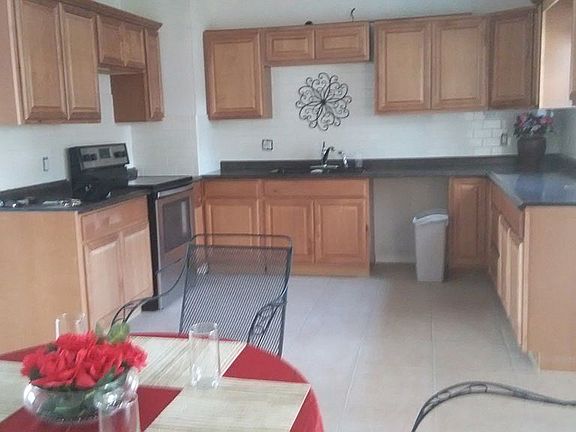 3rd image of 308 Hermosa Dr