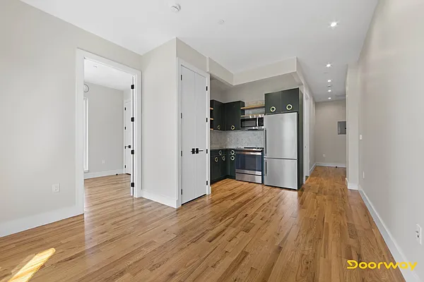 Rented by Doorway NYC, LLC | media 6