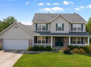 8 Kentucky Blue Ridge Ct, Saint Charles, MO 63303