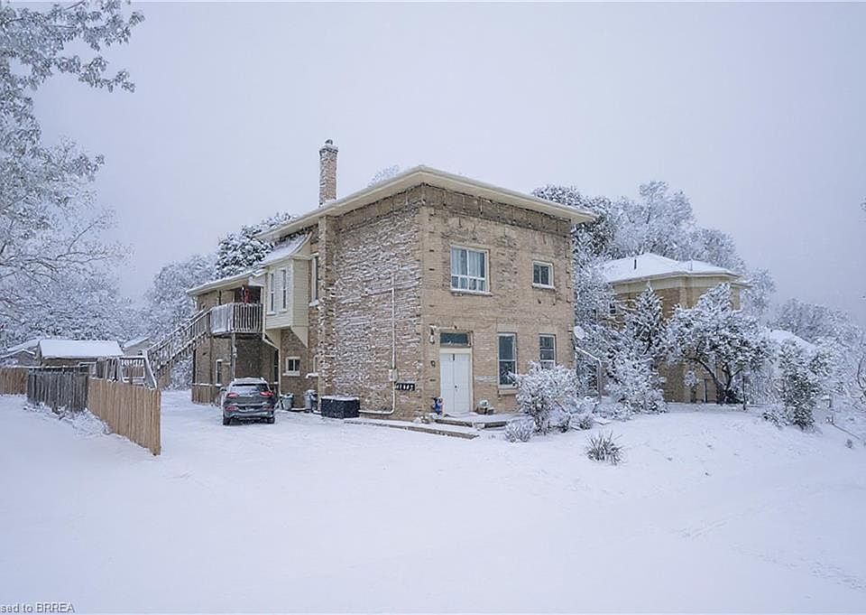 1st image of 84 Sheridan St