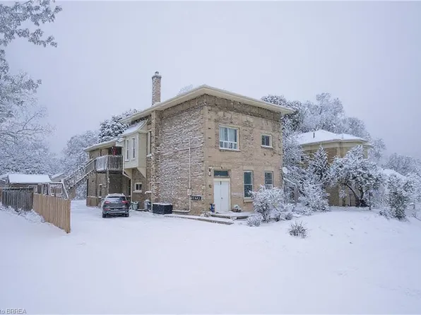 84 Sheridan St, Brantford, ON N3T 2R4