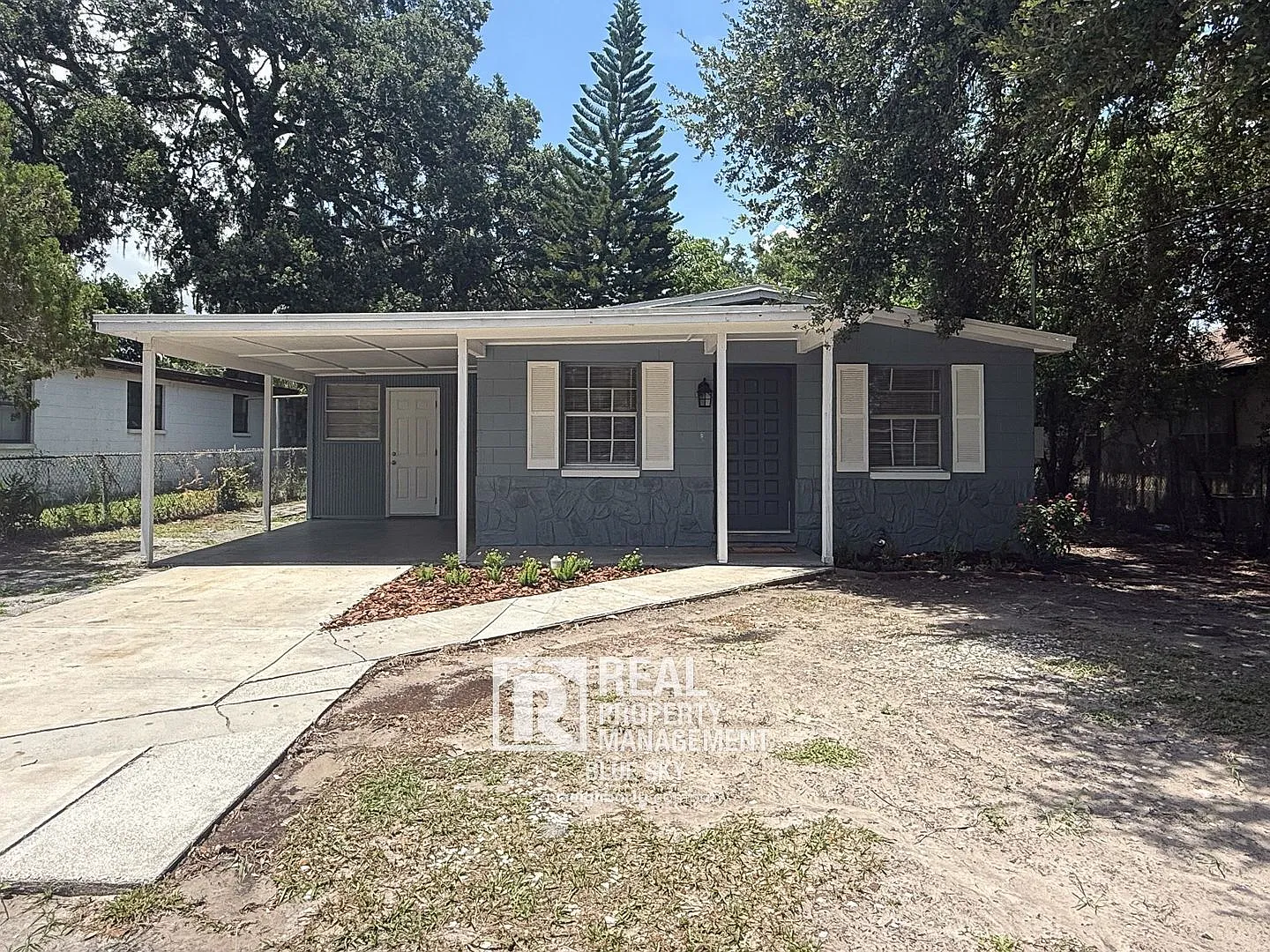 3 bed, 2.0 bath, 1430 sqft, $1,995 — Photo 2