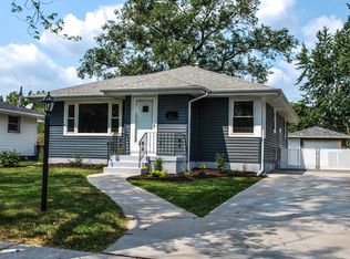 217 Evergreen Ln, Munster, IN 46321