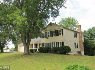 2204 Regina Dr, Clarksburg, MD 20871