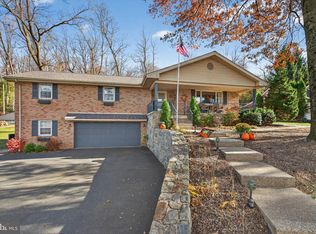 35 Bon View Dr, Denver, PA 17517