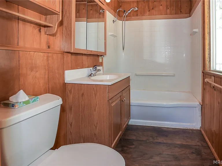 921 Menlo Dr — Photo 20