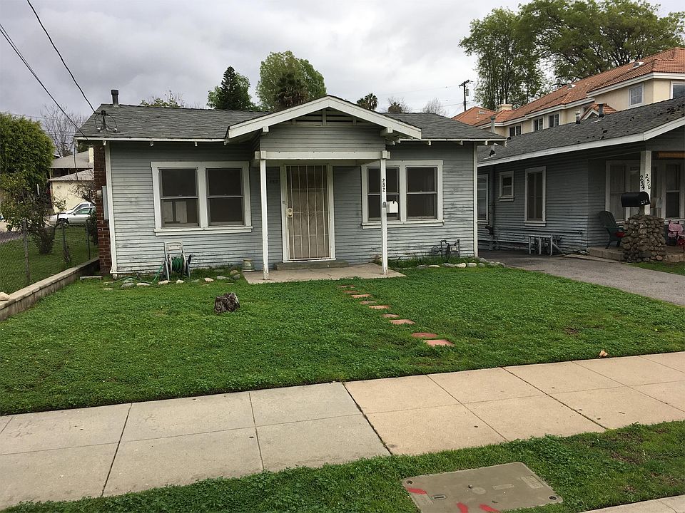 2nd image of 252 S Arroyo Dr