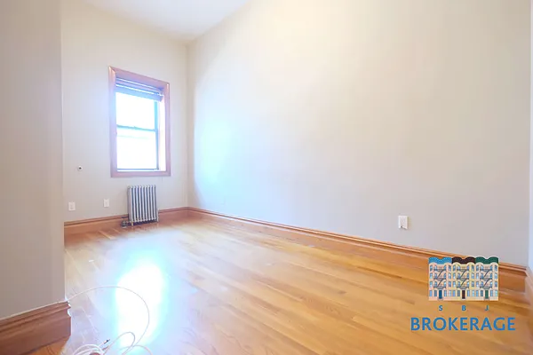 Rented by SBJ Brokerage, LLC | media 15