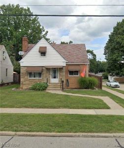 2902 Liggett Dr, Parma, OH, 44134