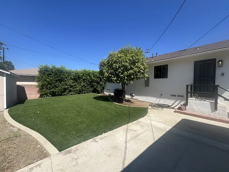 5429 Cambridge St — Photo 23