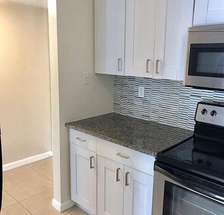 3rd image of 4131 NW 88th Ave APT 105
