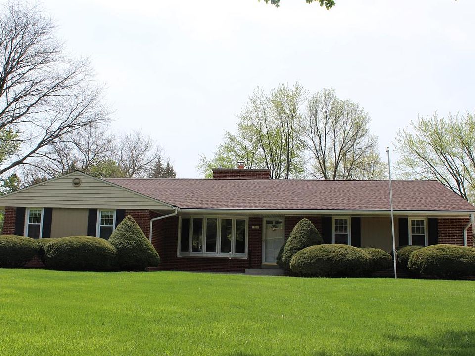 1st image of 12165 Woodside Ct