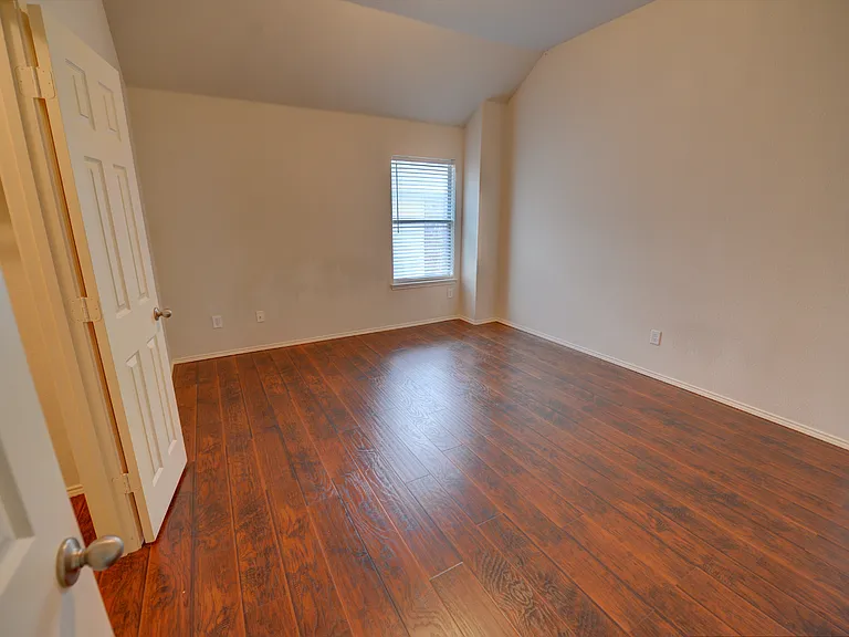 4005 Penny Royal Dr — Photo 27